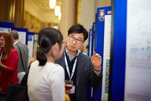 Food Colloids 2018 - Parkinson Exhibition - delegates look at the poster session